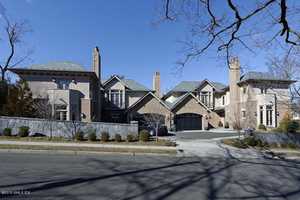Greenwich Median Sale Home Prices Shoot Up 20%
