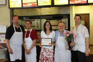 Bridgeport's Beverly Pizza Earns DVlicious 'Best Pizza' Certificate