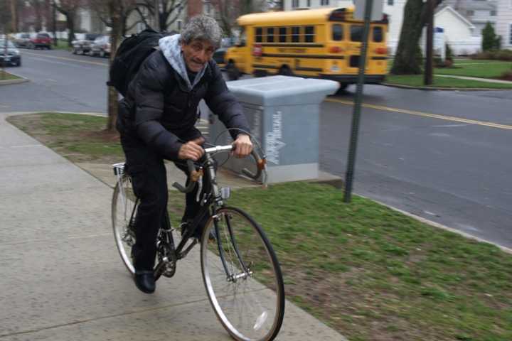 Clarkstown Police Issue Bicycle Safety Tips