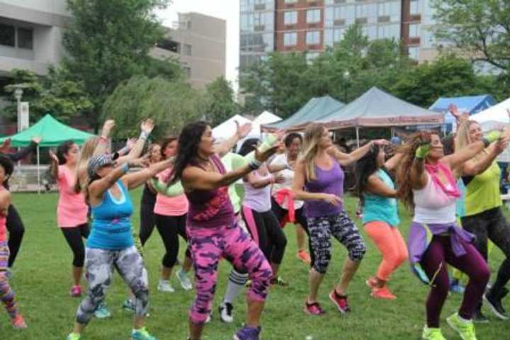 Free Dance Performances On New Rochelle Library Green