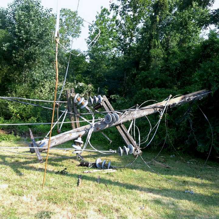 Hurricane Sandy may cause Bronxville residents to lose power, according to Con Edison. 