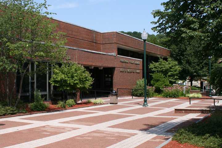 Magician Bob Yorburg Performs At Peekskill's Field Library
