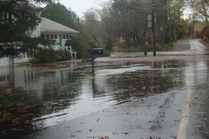 Flooding Begins In Darien As Sandy Arrives