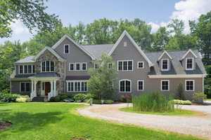 Darien Listing Is Move-In Ready, Offers Commuting Convenience