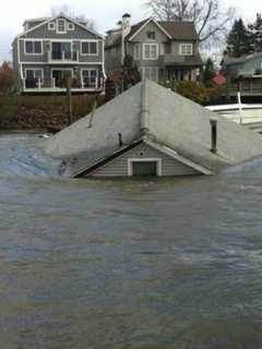 Loan Outreach Venue For Superstorm Sandy Victims Opens In Fairfield 