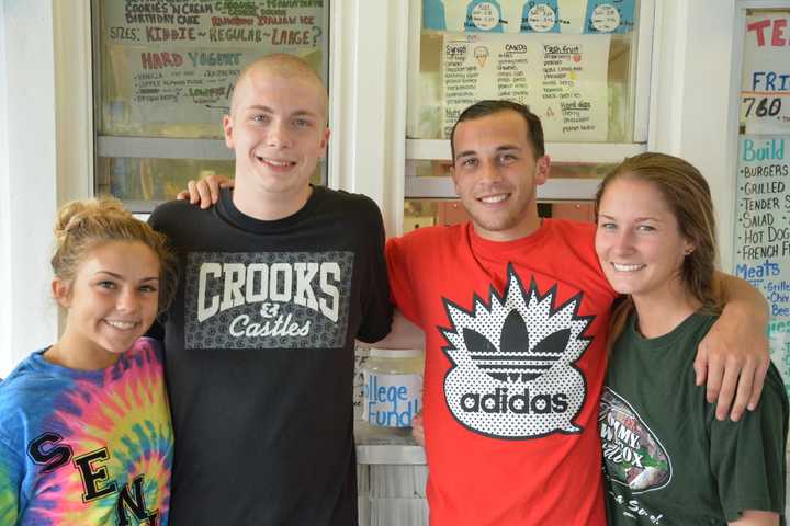 Carmel's Scoops N' More Is Winner In DVlicious Putnam Ice Cream Contest