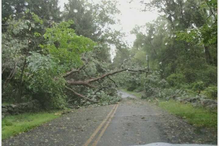 Storm Leaves Thousands Without Power In Hudson Valley