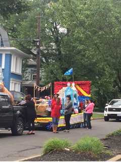 Barnum Festival Concludes With Parade In Bridgeport