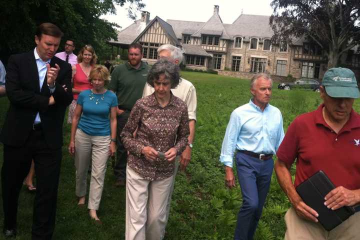 Murphy Backs Change In Law To Help Preserve Land At Greenwich Stop