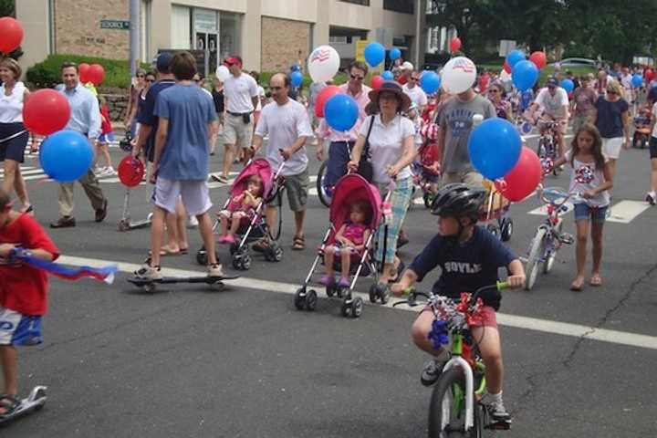 Darien Kids To Lead July 4th Push-N-Pull Parade Saturday