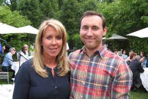 Crabtree's Kittle House Raises Money For Children's Book Festival