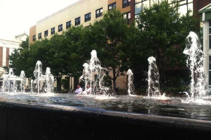 Dance Under The Stars Every Wednesday In White Plains
