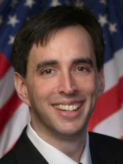 New Rochelle's Mayor Bramson Promotes Summer Sounds Concert Series
