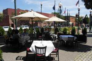 Larchmont's Auray Gourmet Celebrates Bastille Day 