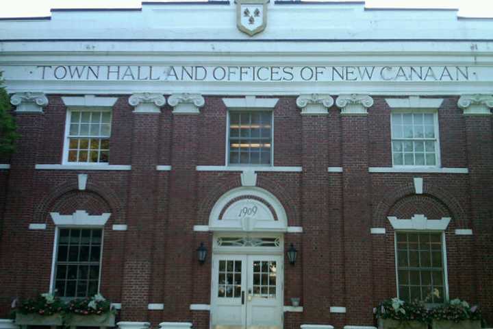 Give The Gift Of New Canaan