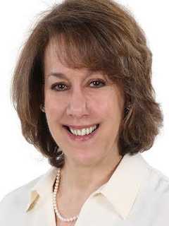 New Agent Nancy Violette Joins Coldwell Banker In Westport