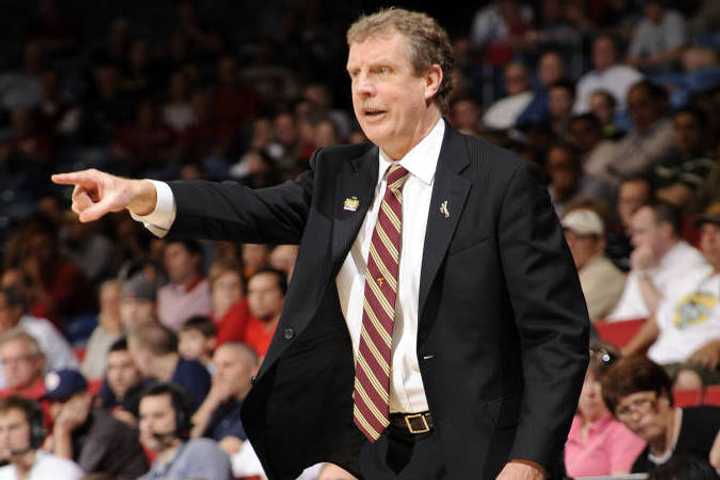 Iona College Men's Basketball Coach Tim Cluess Steps Down