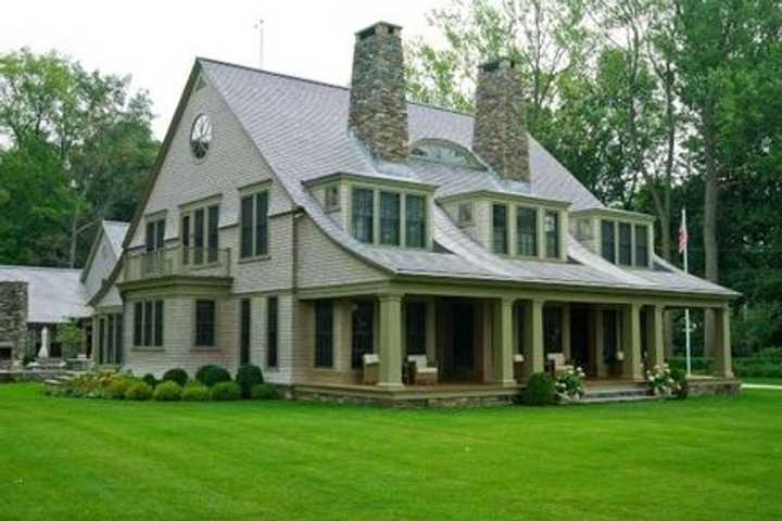 See Darien's Weekly Home Sales
