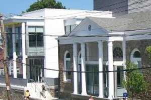 Mamaroneck Library Features Talk On Essential Oils