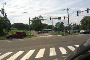 Crash With Overturned Car Jams Traffic On I-95 In Greenwich 