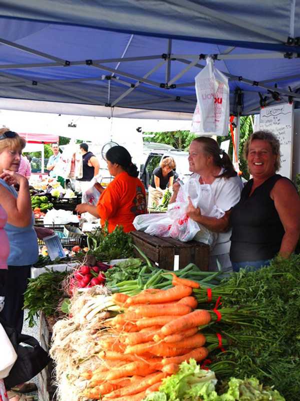 Putnam's Farmers Markets Abound With Fresh Local Foods
