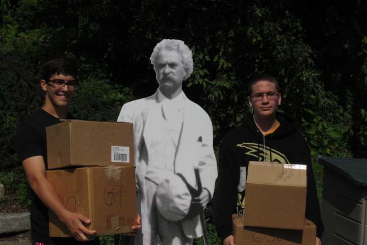 Redding's Mark Twain Library Seeks Volunteers For 55th Book Fair