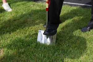 PSE&G Reminds New Jersey Residents To Dial Before Digging