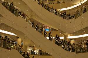 Extra Security Added In White Plains For Black Friday