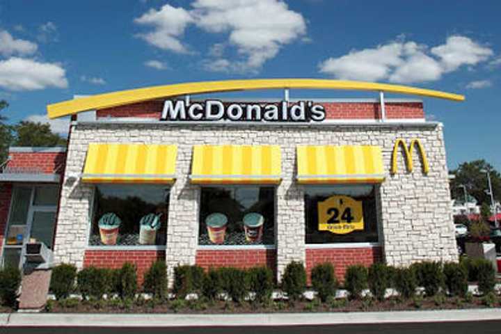 Panel Recommending $15 Minimum Wage For Fast-Food Workers