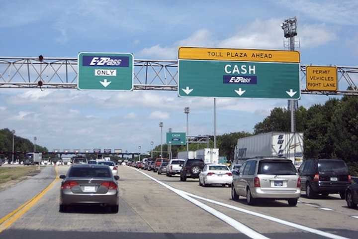 White Plains City Hall Sells E-ZPass Tags