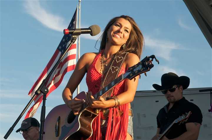 Yorktown resident and Lakeland High grad Jessica Lynn thrilled her hometown fans with a free show at the Peekskill riverfront.