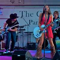 <p>Jessica Lynn wows the crowd with a two-hour free performance Wednesday night in Peekskill.</p>