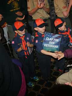 Local Pols, Purple Heart Homes Team Up For Veterans' Thanksgiving Dinner 