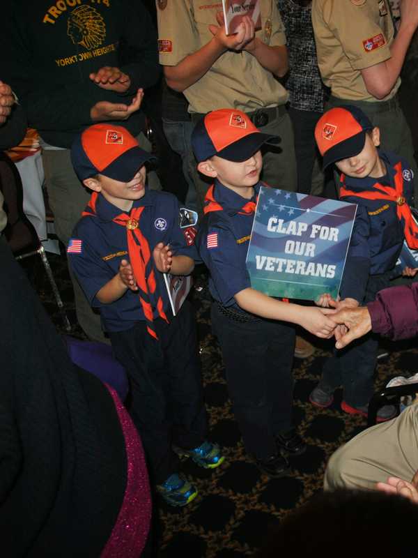 Local Pols, Purple Heart Homes Team Up For Veterans' Thanksgiving Dinner 