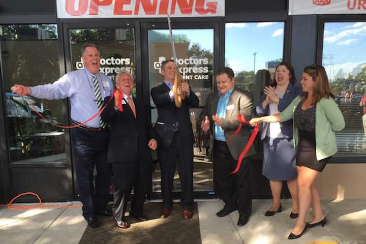 New Doctors Express Urgent Care Center Opens In Norwalk