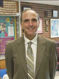 Yorktown Schools Win National Character Award