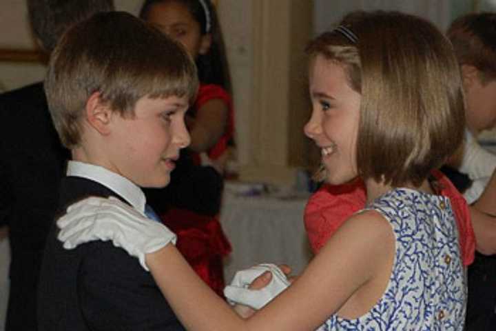 Registration Now Open For 2015-16 Barclay Classes At Pequot Library