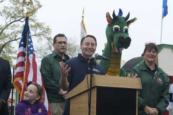 Astorino, Playland To Celebrate International Friendship Day 