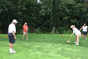 Croquet Champ Gives Lessons At Sedgewood Club In Kent