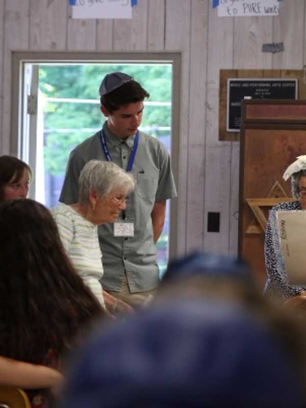 Bar And Bat Mitzvah Event Planner Hosts Showcase In Greenwich