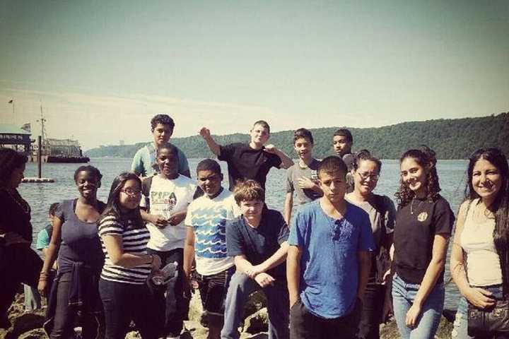 Yonkers Youths Study Hudson In Summer STEM Program