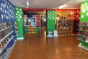 Aw Yeah Comics Opens in Harrison