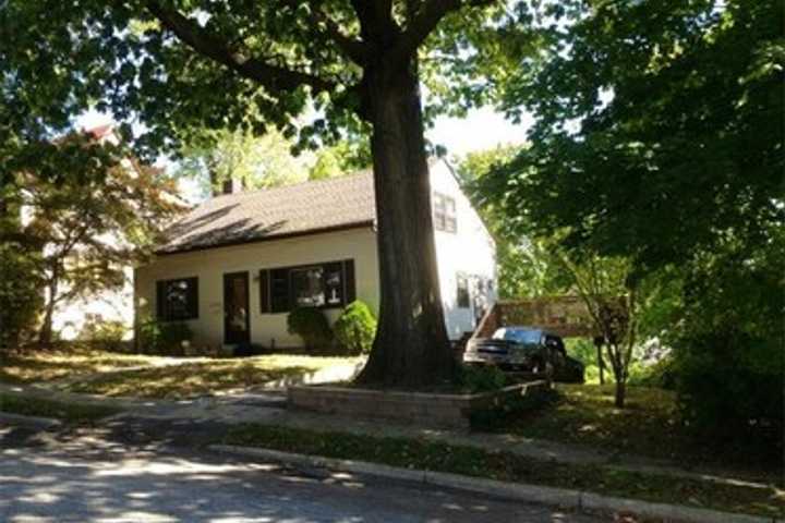 Open Houses In Pelham This Weekend