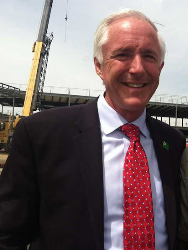 Bridgeport Celebrates New Longfellow School With Topping-Off Ceremony