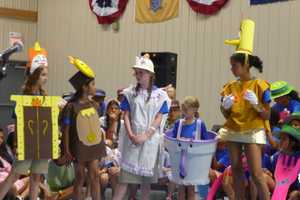 New Rochelle's Songcatchers Will 
Conduct Annual Choir Camp 