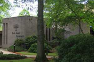 Circle Of Friends Hosts Volunteer Orientation In Westport