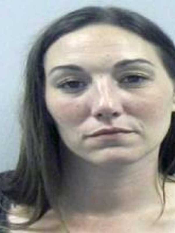 Putnam Sheriff Seeks Woman Wanted On Charges