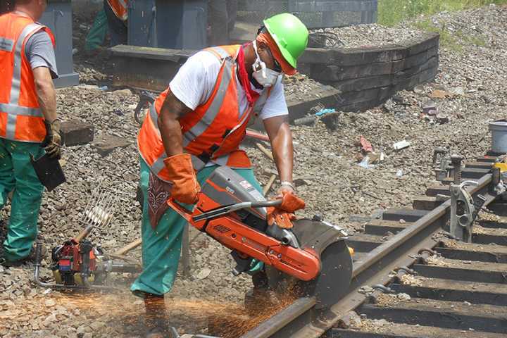 Metro-North Track Work To Close Camp Avenue In Stamford For A Week 