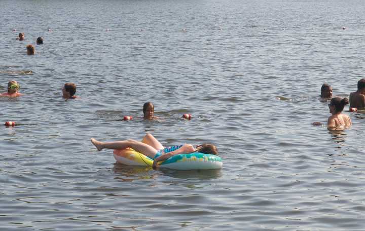 Westchester will see very warm temps Saturday.