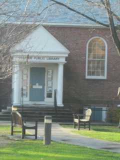 Pelham Library Launches Chinese-English Story Time